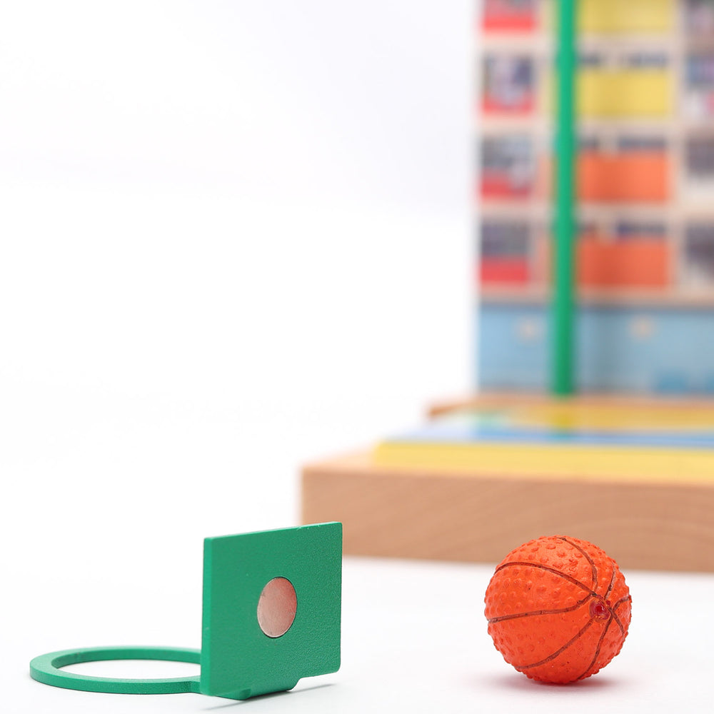 Multifunction memo holder - HK housing estate basketball court